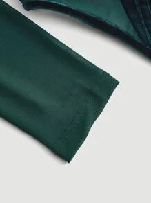 SHEIN MOD 方领不对称下摆短款上衣