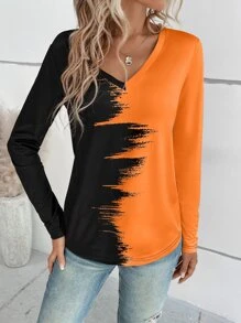 SHEIN LUNE Two Tone V Neck Tee Graphic Tees Women Tops - Multicolor - View 4