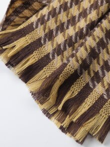 Houndstooth Pattern Raw Trim Scarf