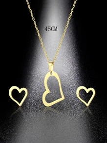 心形墜飾項鍊和耳釘