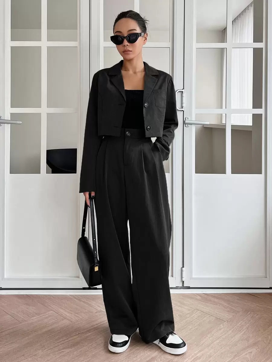 DAZY Áo khoác blazer đơn hàng khuy có túi vá & quần may đo chi tiết xếp ly, quần áo nữ mùa thu - màu đen - Xem 1