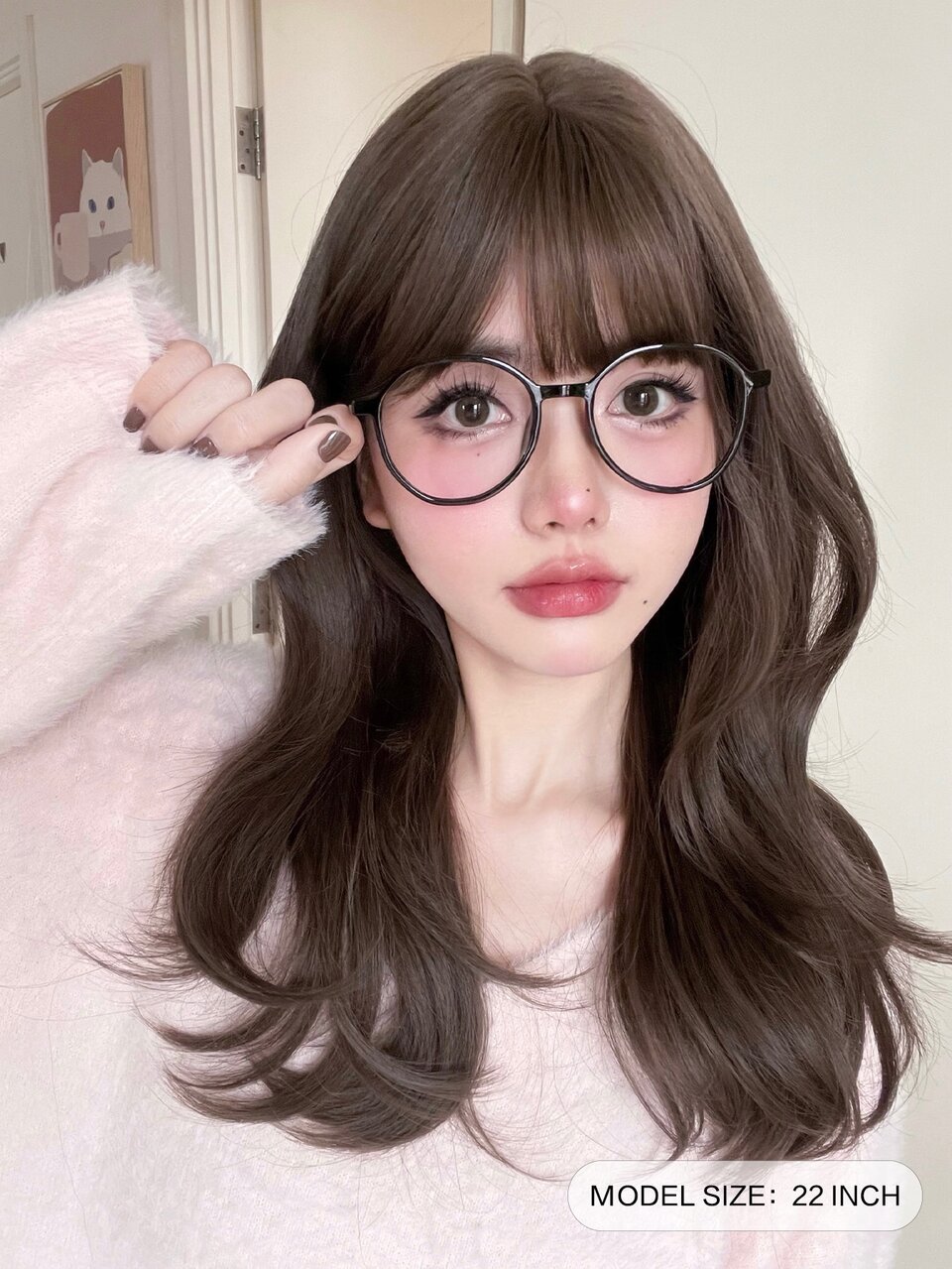 alicegarden 22-Inch Long Synthetic Wig Featuring A Natural Wavy Style In A A Stunning Brown. Designed With Bangs , This False Hairpiece Is Perfect For Ms Daily Use, Offering A Natural And Realistic Appearance That Mimics Gift For Ladies. (No Accessories)