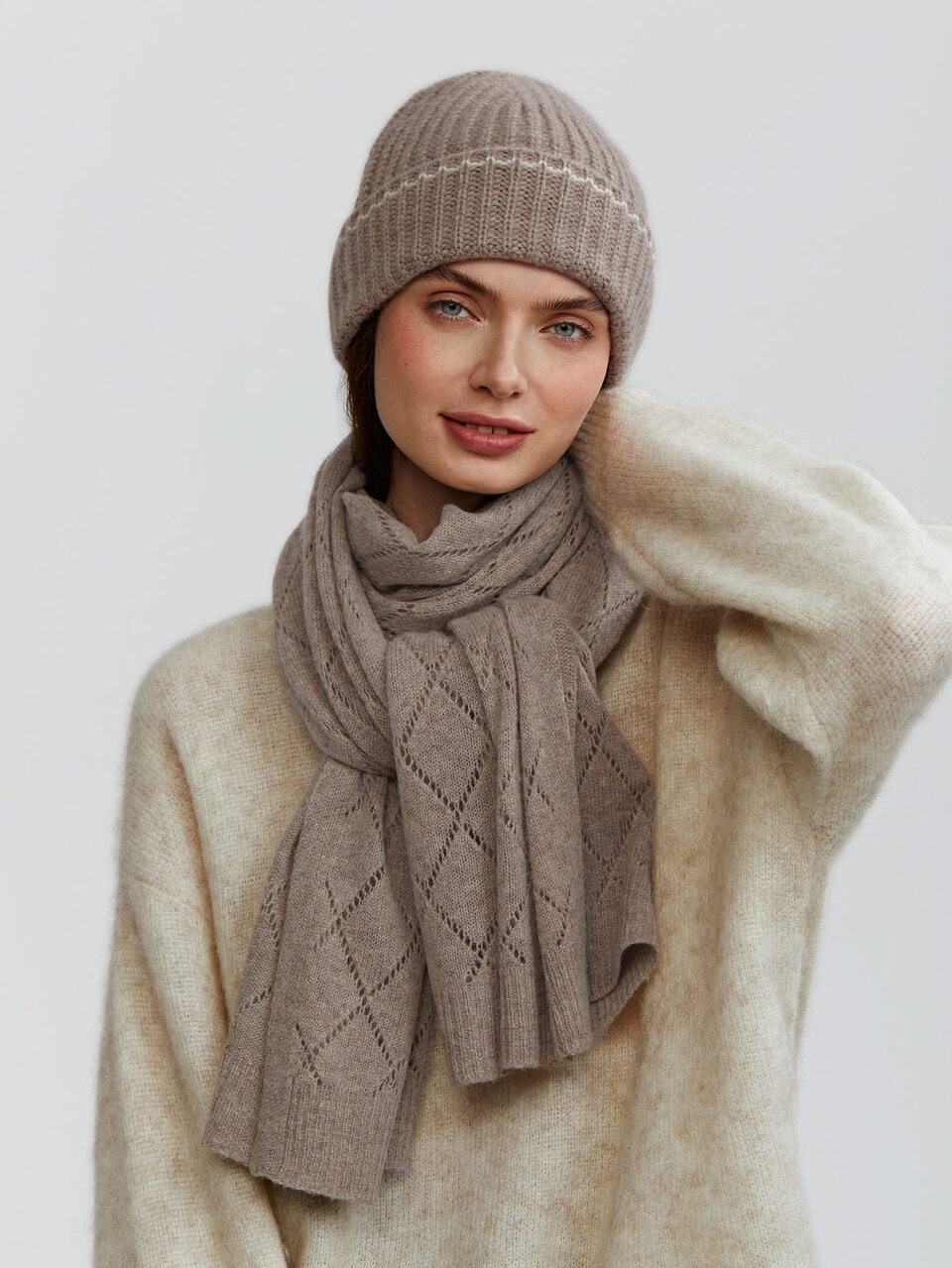 MOTF CASHMERE & WOOL TWO TONE BEANIE