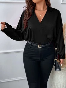 SHEIN LUNE Plus Surplice Neck Batwing Sleeve Blouse - Black - View 4