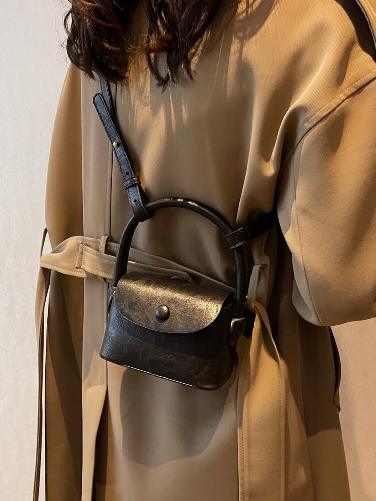 迷你紐扣細節翻蓋方包 - 黑色 - 查看 1