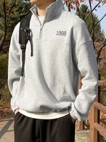 DAZY Men Letter Graphic Drop Shoulder Half Zip Sweatshirt - Light Grey - View 5