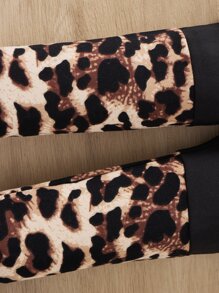 SHEIN Baby Girl Leopard And Figure Graphic Pullover & Leopard Leggings - White - View 4