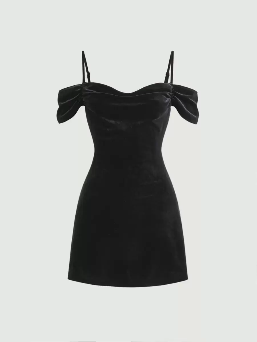 SHEIN MOD Vestido de hombros descubiertos fruncido de terciopelo - Negro - Ver 1