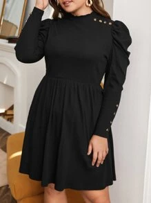 SHEIN Clasi Vestido de cuello alto con diseño de botón de manga gigot