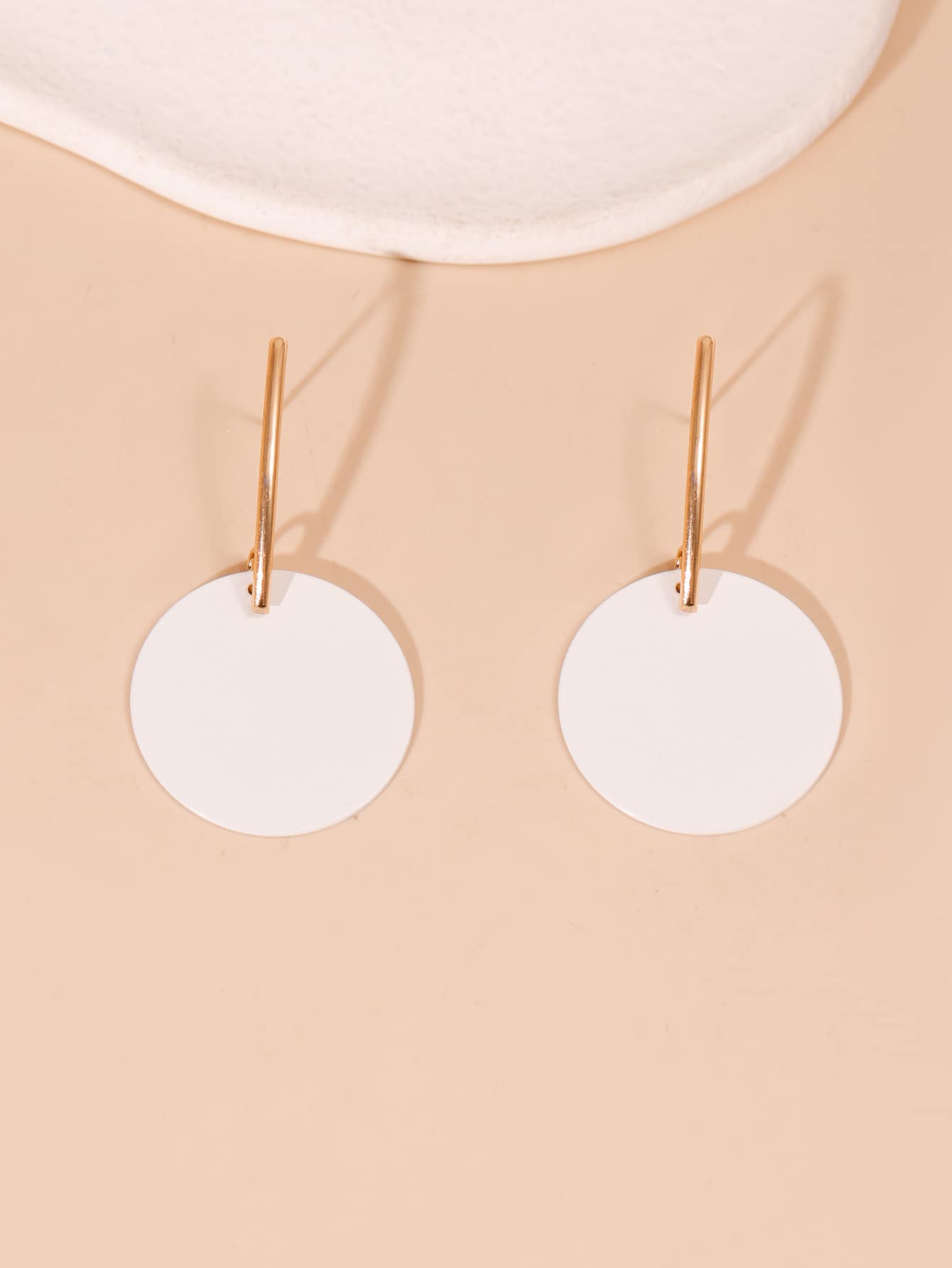 圓形耳墜 - 白色 - 查看 1