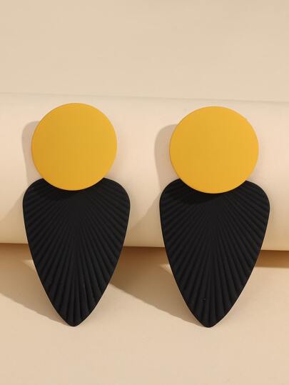 أقراط متدلي هندسية محكم