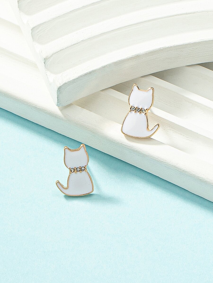Rhinestone Decor Cat Design Stud Earrings - White - View 1