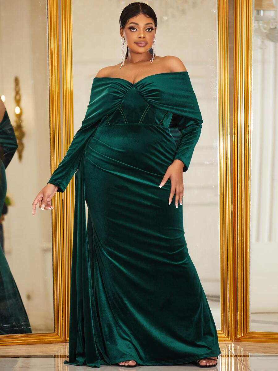 YISIKADO Plus Off Shoulder Ruched Velvet Prom Dress - Dark Green - View 1
