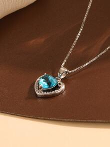 Rhinestone Heart Pendant Necklace - Multicolor - View 2