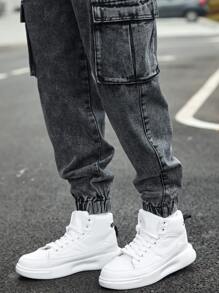 Manfinity Homme Men Cotton Flap Pocket Drawstring Waist Cargo Jeans Baggy Long Washed Denim Joggers Jean Plain Dark Grey Workout Academia Friends, Denim Cargo Pants Men, Jean Joggers Men, Jeans For Men Cargo Baggy, Cargo Sweatpants For Men, Grey Cargo Pants Work Going Out Urban Vacation