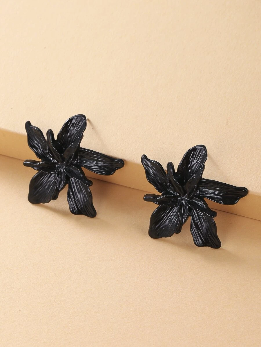 Flower Stud Earrings - Black - View 1
