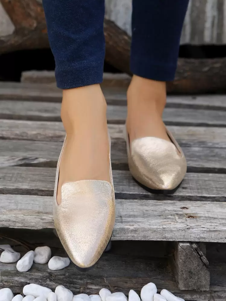 Fall/Winter Metallic Point Toe Flat Loafers,Women's Shiny Gold Flat-Colored Shoes With Pointed Toes, Suitable For All Seasons, Made Of Elegant PU Material - Champagne - View 4