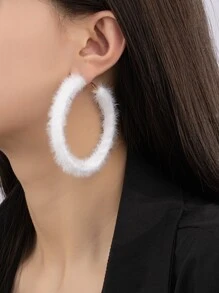 Hoa tai vòng mờ tối giản - trắng - Xem 1