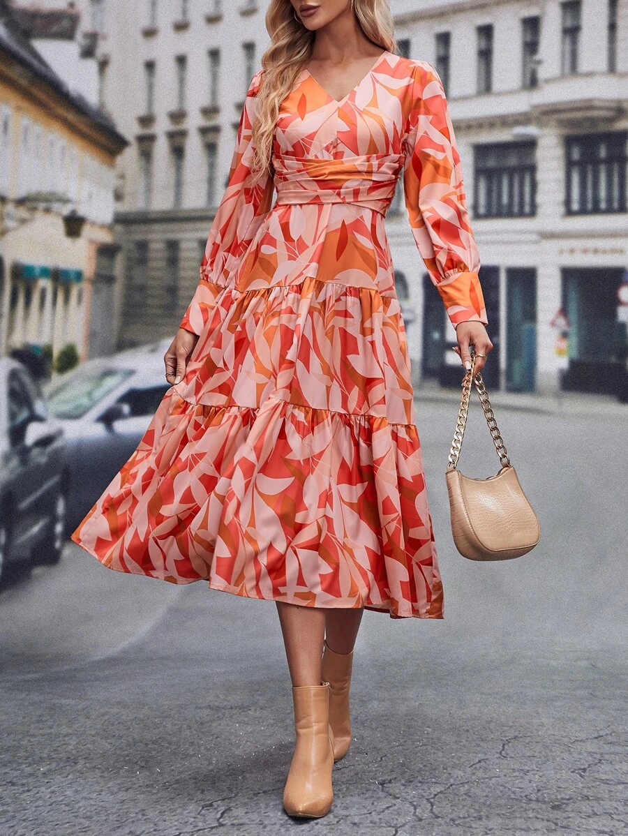 SHEIN VCAY 滿版植物印花燈籠袖多層下擺連衣裙