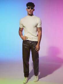 Manfinity Men Crocodile Embossed Chain Detail PU Leather Pants