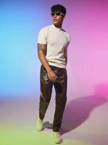 Manfinity Men Crocodile Embossed Chain Detail PU Leather Pants