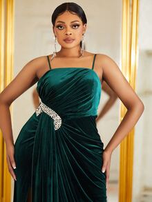 YISIKADO Vestido de tirantes con diamante de imitación bajo cruzado de terciopelo - Verde Oscuro - Ver 6