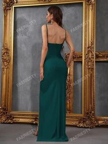 Elegant Strapless Sweetheart Evening Gown With Fitted Silhouette & Asymmetrical High Slit - Dress For Luxury Evening Banquets, Red Carpet Events & Glamorous Galas,Bridesmaid Dress