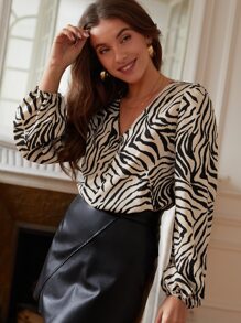 SHEIN Frenchy Zebra Striped Print V Neck Blouse Winter - Multicolor - View 5