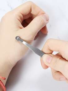 1pc Stainless Steel Nasal Hair Clipper, ring-shaped nasal hair shear leather case - Silver - View 1