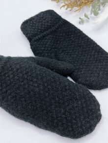 Minimalist Solid Gloves - Black - View 3