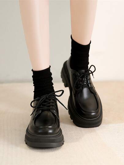 女士休闲系带厚底纯色乐福鞋，适合日常穿着