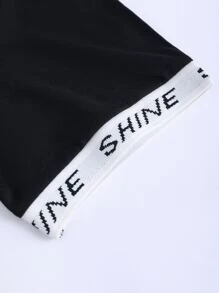 Manfinity Men Letter Graphic Contrast Trim Tee - Black - View 4