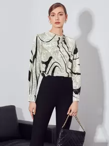 MOTF PREMIUM VELVET PRINTED MOCK NECK T-SHIRT - Black and White - View 7