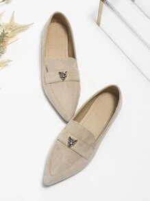 Leopard Head Decor Point Toe Faux Suede Flat Loafers - Apricot - View 3