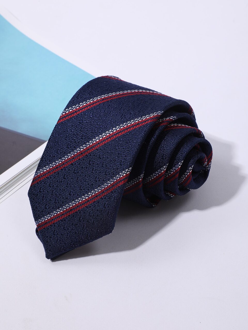 1pc Men's Fashionable Narrow Striped Simple Style Tie With Twill Texture, Suitable For Business And Daily Wear Work Men Necktie