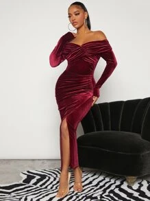 SHEIN SXY Off Shoulder Ruched Split Thigh Velvet Dress - Burgundy - View 2