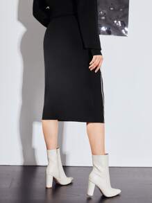 MOTF PREMIUM 羊毛混紡大花針織短裙 - 黑色 - 查看 3