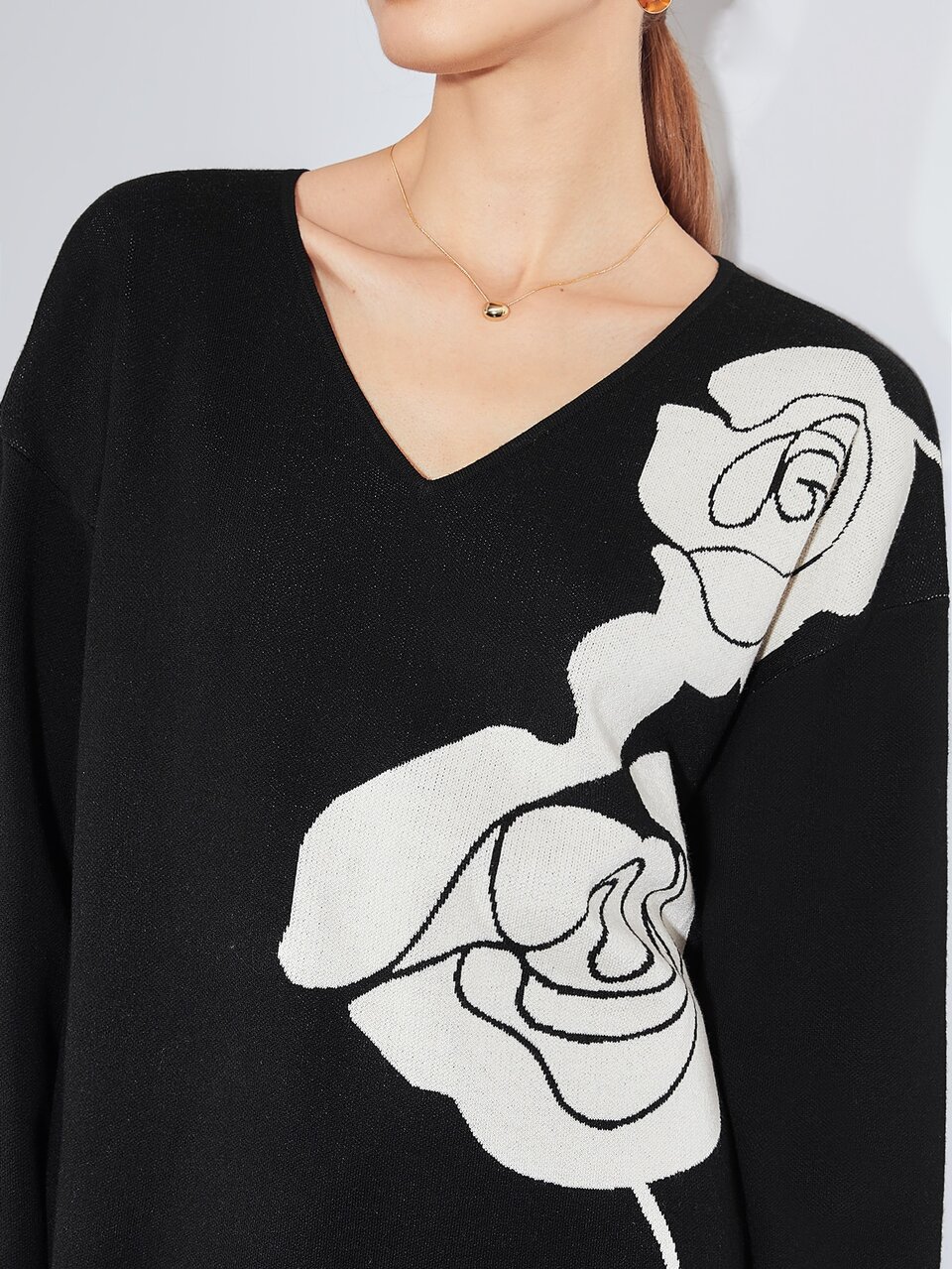 WOOL-MIX LARGE FLORAL PATTERN SWEATER