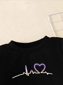 SHEIN Toddler Girls Heart Print Pullover & Joggers - Black - View 3