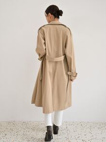 DAZY 双排扣插肩袖肩章设计系带风衣冬季 - 卡其色 - 查看 2