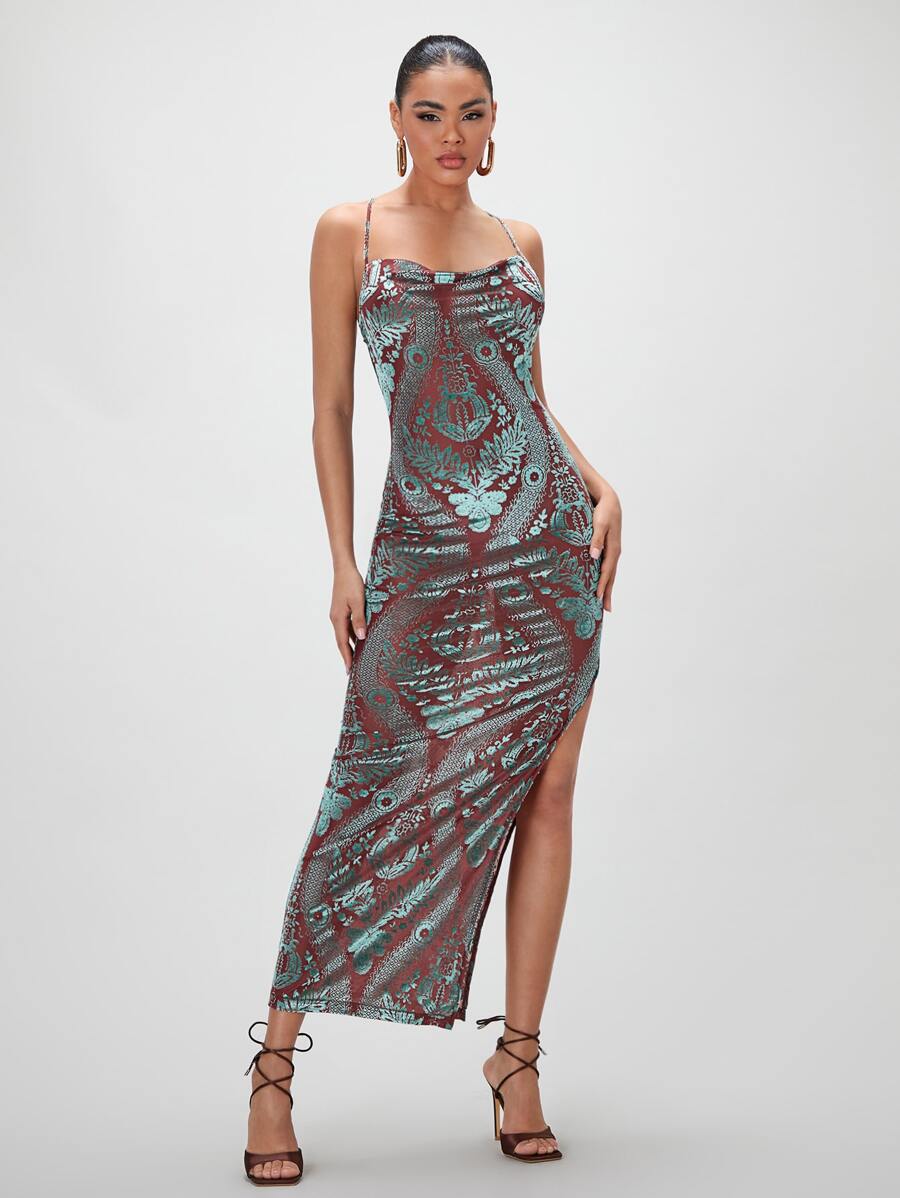 SHEIN BAE 巴洛克風格圖案垂領高衩吊帶緊身洋裝 - 彩色 - 查看 1