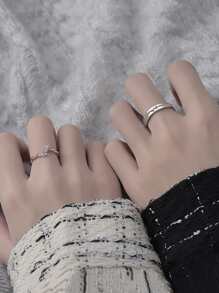 2 chiếc nhẫn đôi trang trí hoa bằng đồng thời trang và phổ biến dành cho nam giới để làm quà tặng trang sức và cho vẻ ngoài sành điệu - Bạc - Xem 2