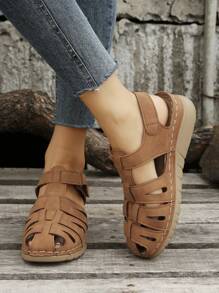 Hook-and-loop Fastener Wedge Gladiator Sandals - Brown - View 4