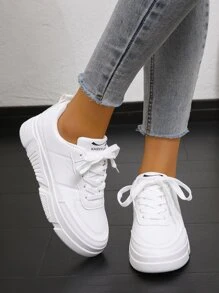 2023新品到貨可愛和優雅風格老爹鞋,女性休閒運動鞋在大尺寸