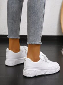 2023新品到貨可愛和優雅風格老爹鞋,女性休閒運動鞋在大尺寸