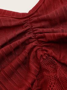 SHEIN ICON 蕾絲拼接褶邊吊帶緊身連衣裙 - 酒紅色 - 查看 4