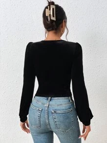 SHEIN Privé 雞心領口前紐扣燈籠袖褶邊絲絨襯衫 - 黑色 - 查看 2