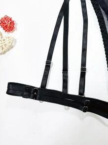 Contrast Lace Mesh Underwire Garter Lingerie Set - Black - View 5