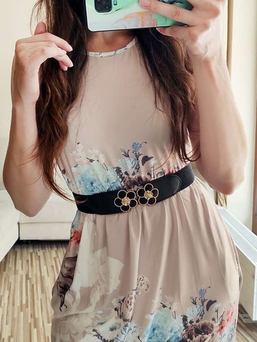 Cinturón elástico con diseño de flor