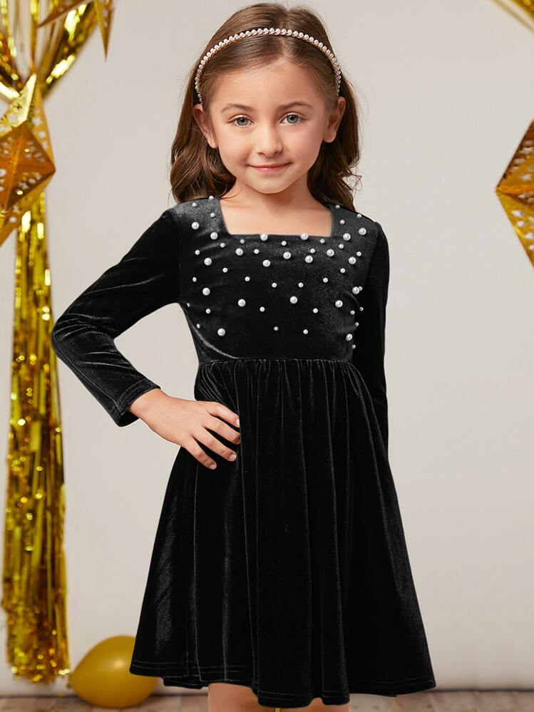 SHEIN Toddler Girls Pearls Beaded Velvet Dress | SHEIN